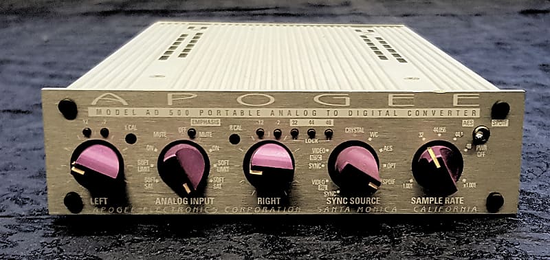 Apogee AD-500.jpg Apogee AD-500.jpg